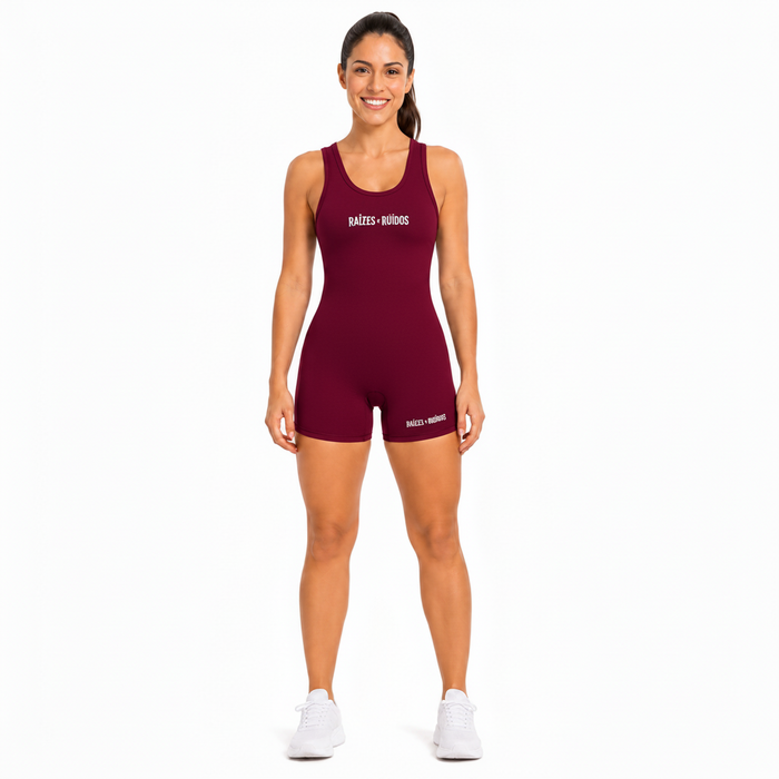 Macaquinho fitness curto feminino vinho